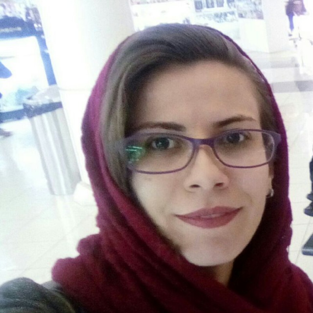 مینا شفیقی
